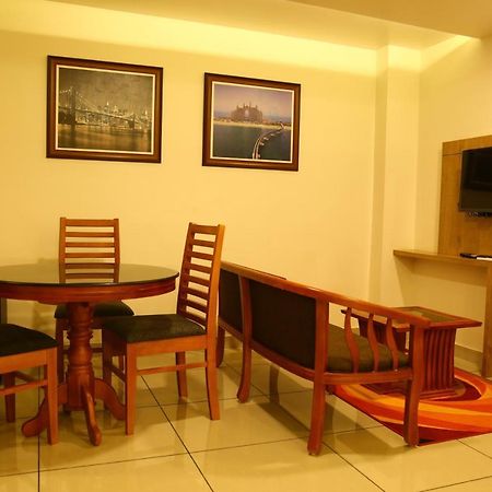 Saas Residency Hotel โคชิโคด ภายนอก รูปภาพ