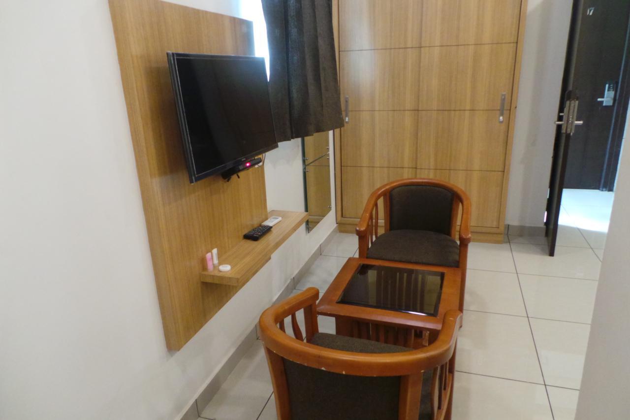 Saas Residency Hotel โคชิโคด ภายนอก รูปภาพ