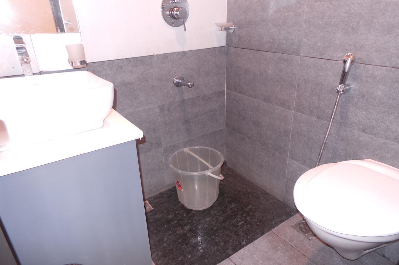 Saas Residency Hotel โคชิโคด ภายนอก รูปภาพ