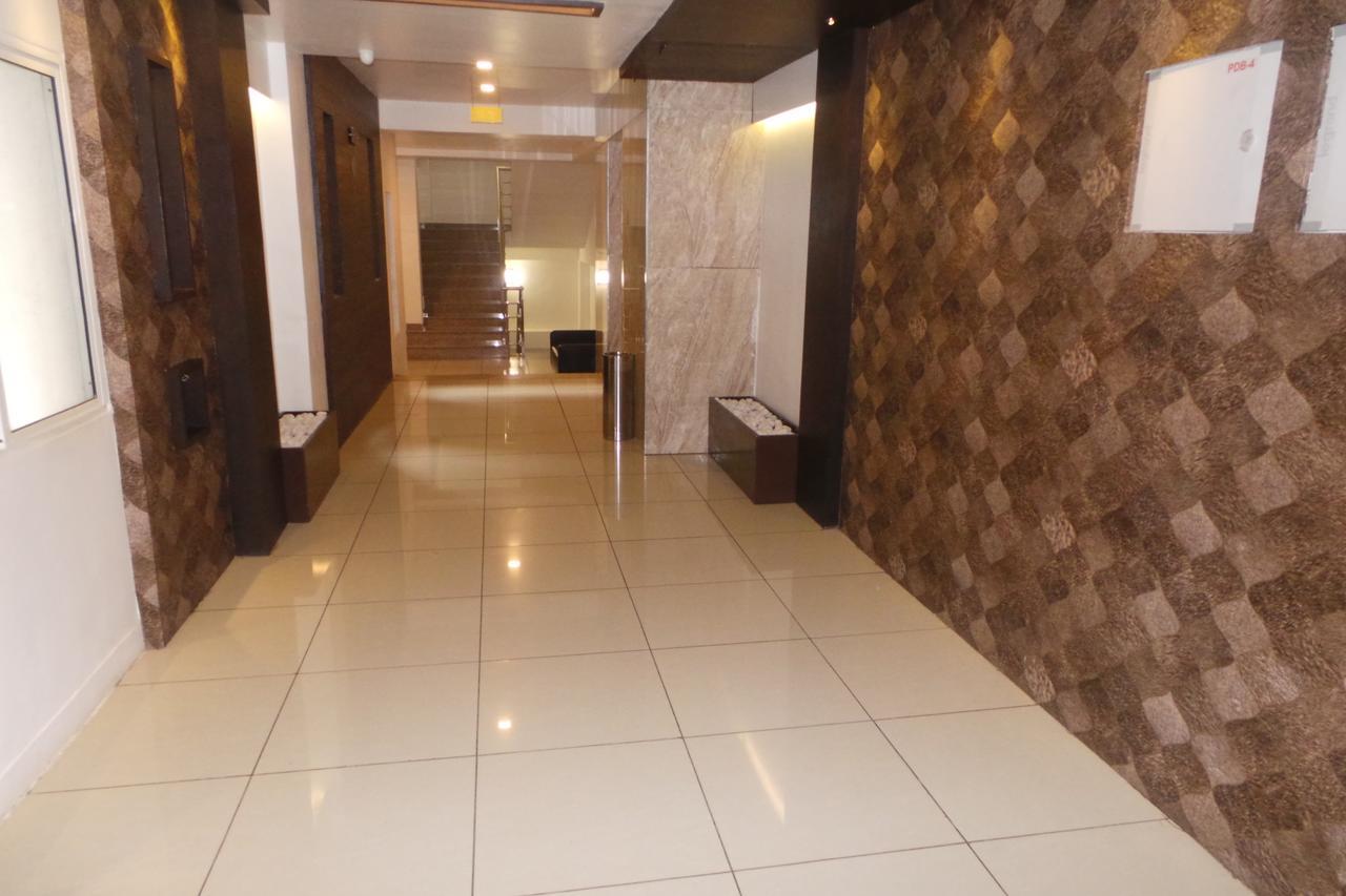 Saas Residency Hotel โคชิโคด ภายนอก รูปภาพ